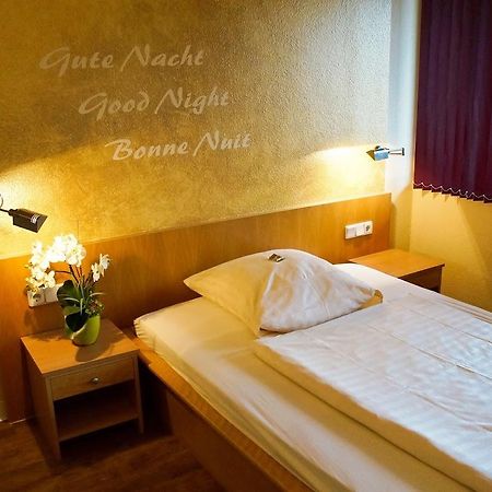 Hotel Alberga Mettmann Eksteriør billede